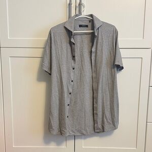 Desoto - luxury line 
Short sleeve 
Size 39 
Neck size 15 1/2